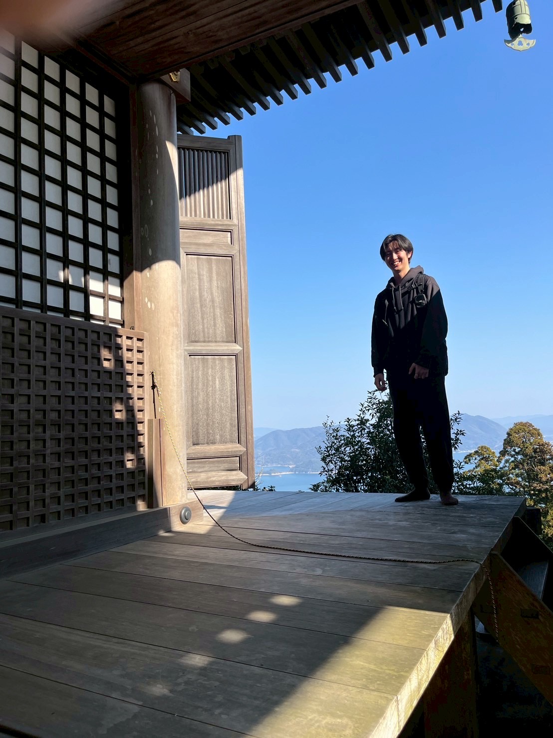 栗栖岳