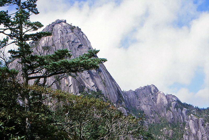 大崩山花崗岩