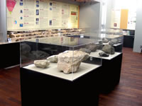 学術資料展示館