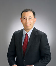 センター長 佐野元昭