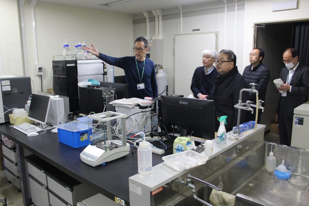 システム生物学・RI分析施設 見学